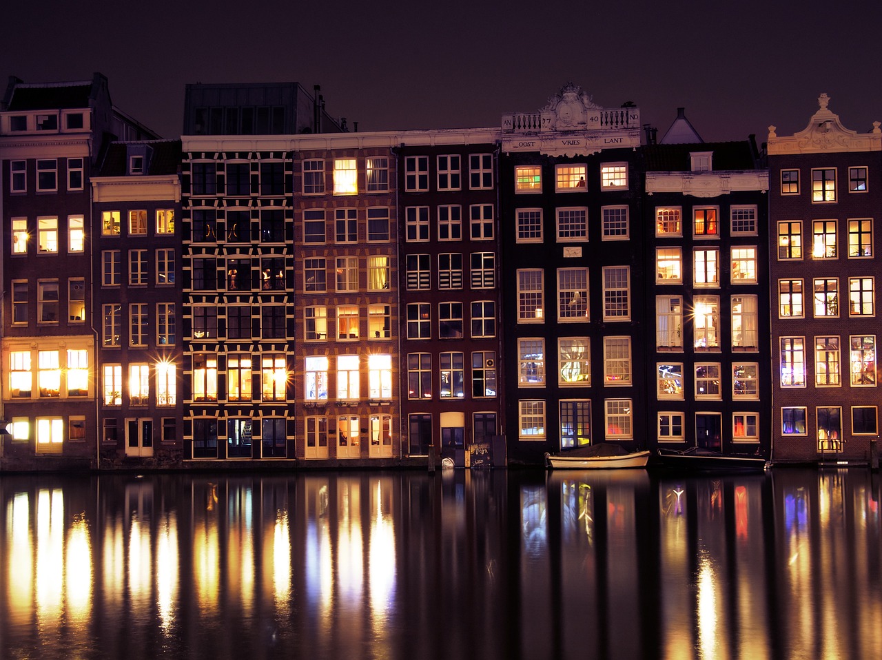 The Mesmerizing Lights of Amsterdam's Light Festival